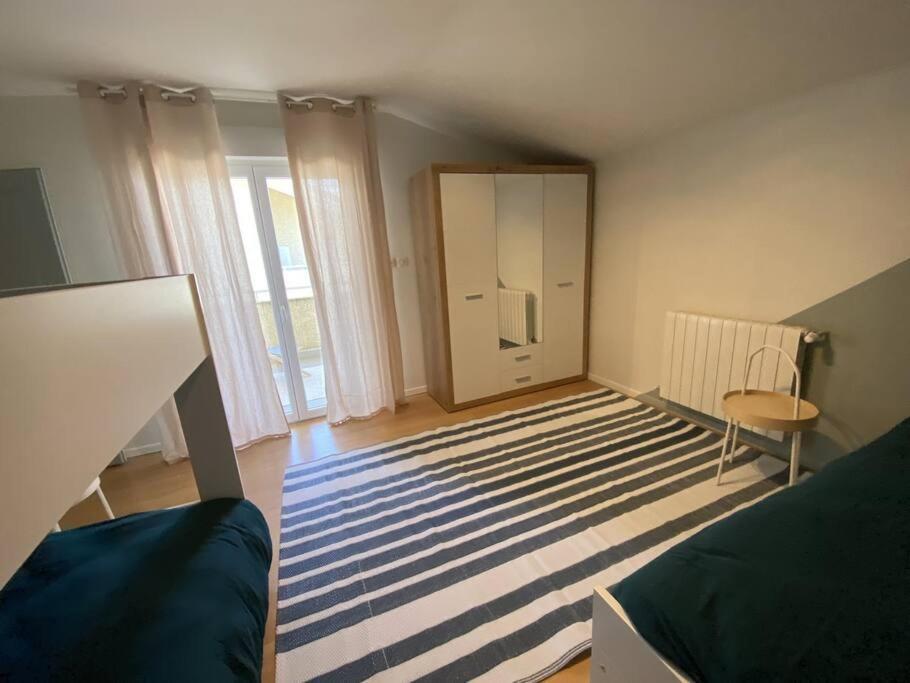 Magnifique Appart Renove Evian Duplex Vue Lac 8 Pers Zewnętrze zdjęcie